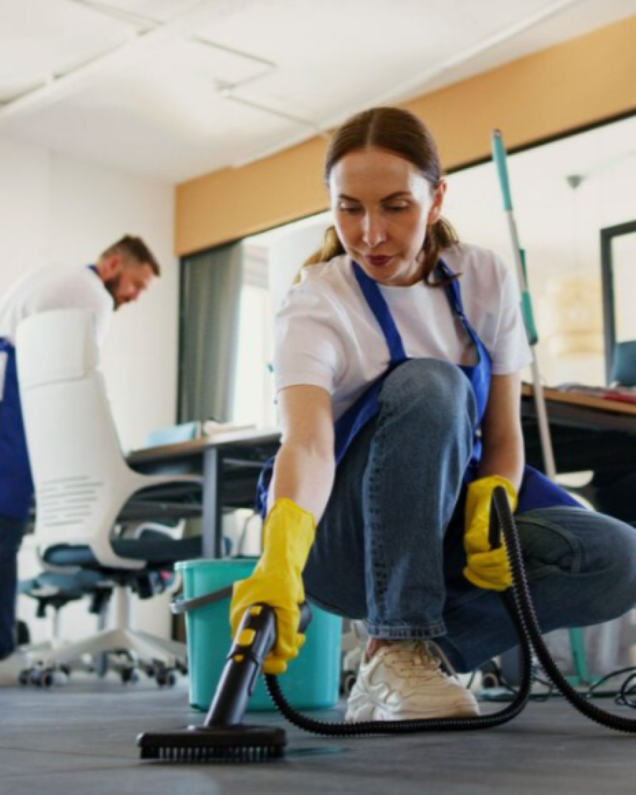 From Mess to Success: Land a Cleaning and Maintenance Job with Ease